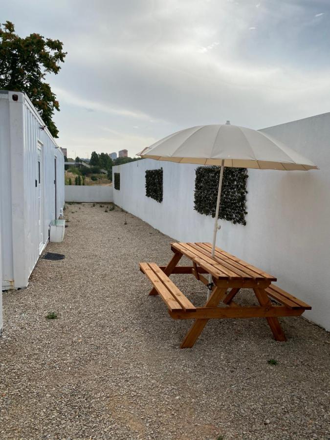 Casa Vale Ecotainer Pansiyon Lisboa Dış mekan fotoğraf