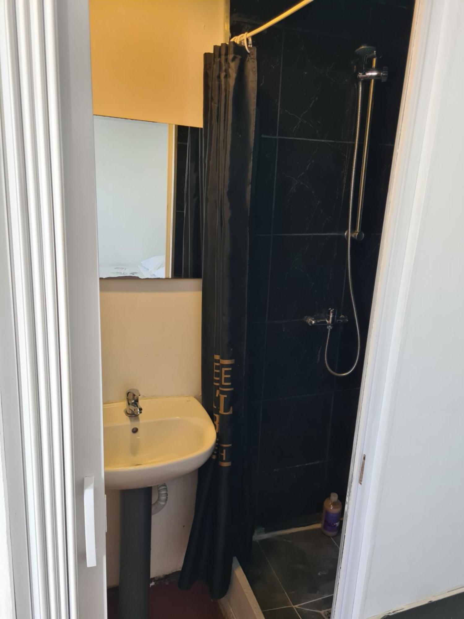 Casa Vale Ecotainer Pansiyon Lisboa Dış mekan fotoğraf